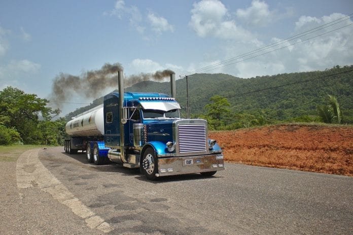 peterbilt-3578297_1280