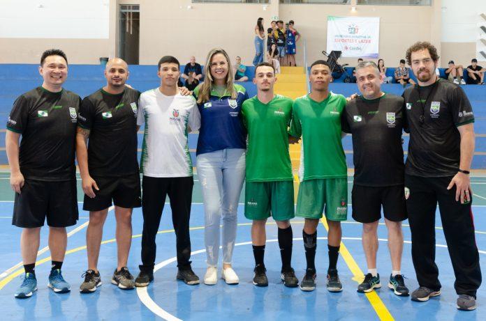 Atletas: André Alves, Luiz Milão, Geovan Santos, Eduardo Matto (não está na foto, estava contundido) e o técnico Rodolfo Cyborg